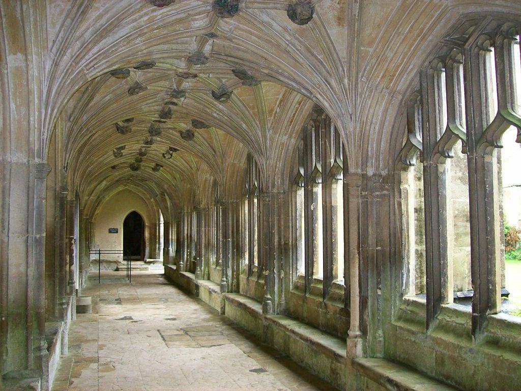 Egy napos kirándulás Londonból: Lacock falu (Harry Potter)