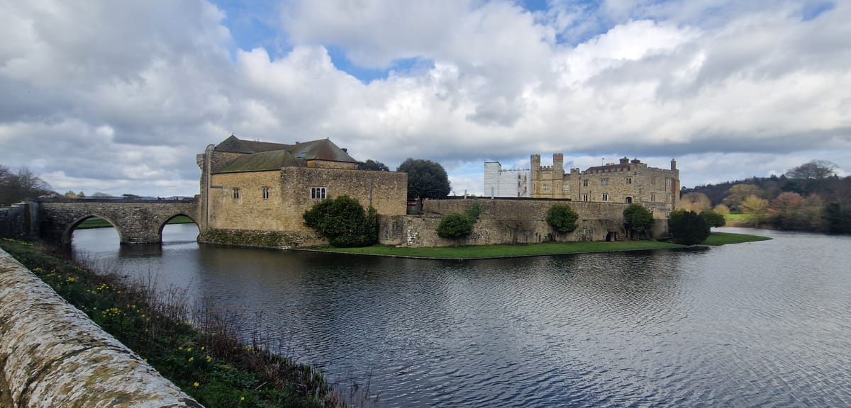 Egy napos kirándulás Londonból: Leeds Castle
