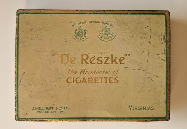 Londoni kincseim: De Reszke Virginia cigarettes fémdoboz